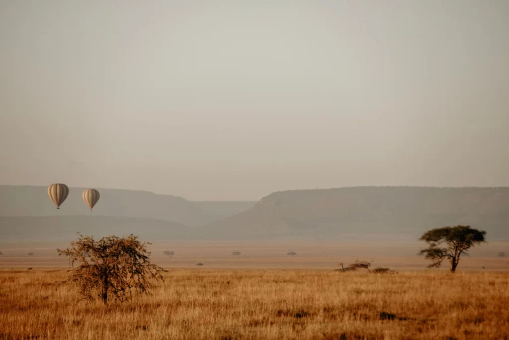 Hot air balloon sunrise flight in Serengeti, Tanzania